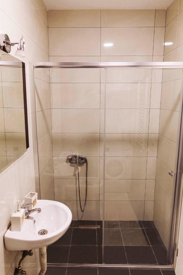 Apartmán Lina - Prn, Tower Prishtina Priština Exteriér fotografie